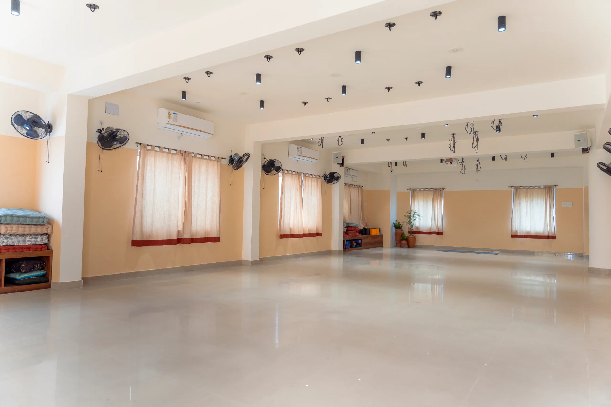 Yoga & Wellness Studio photo 8